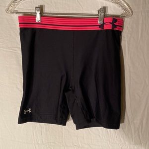 Under Armour Pink & Black Shorty Shorts Size Small.